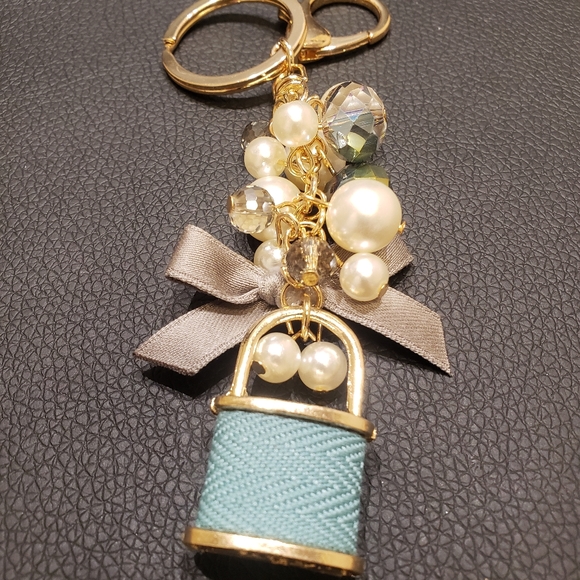 😍😍😍💋stunning purse keychain #### - Picture 2 of 2